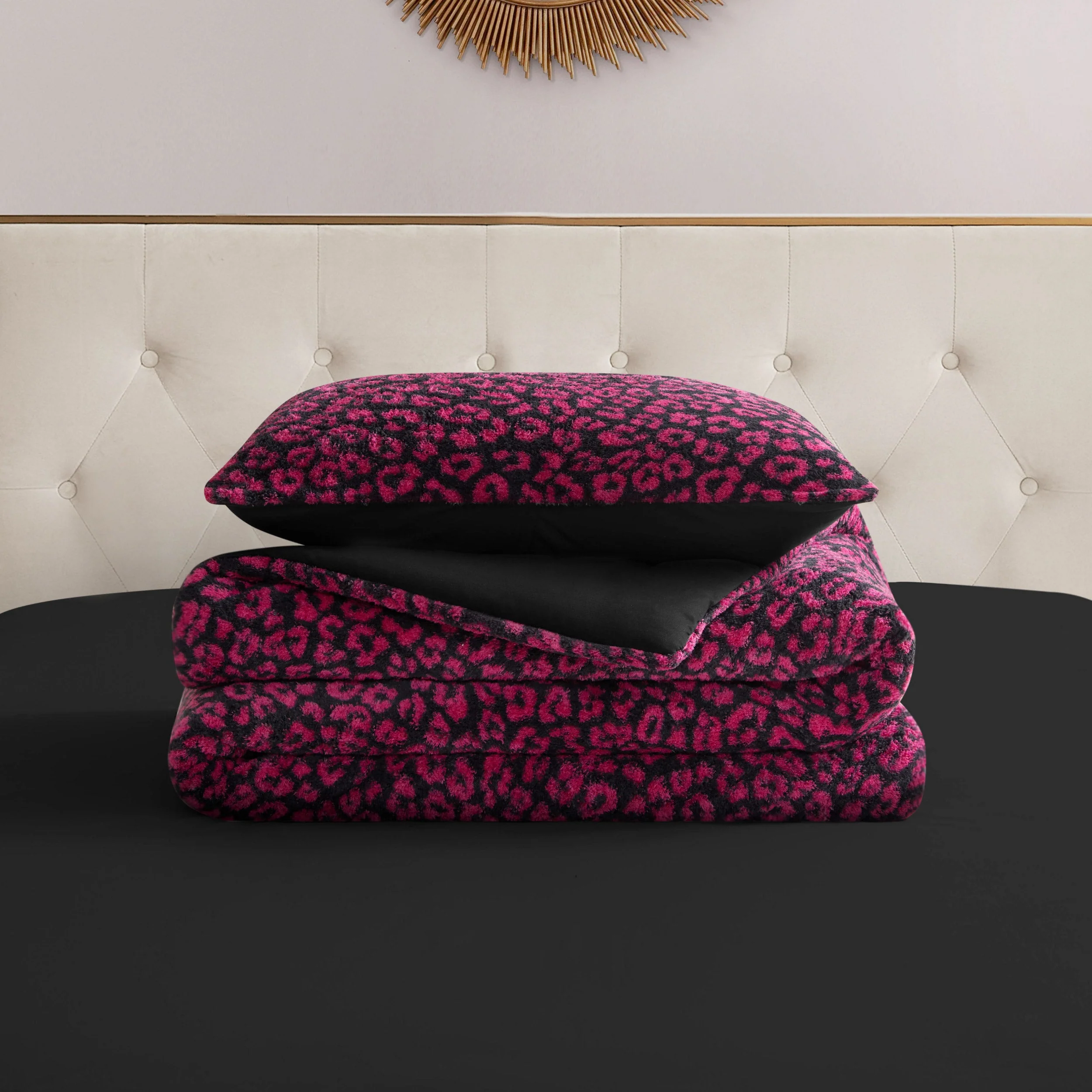 Cheetah Feathered Comforter Set - Image 5