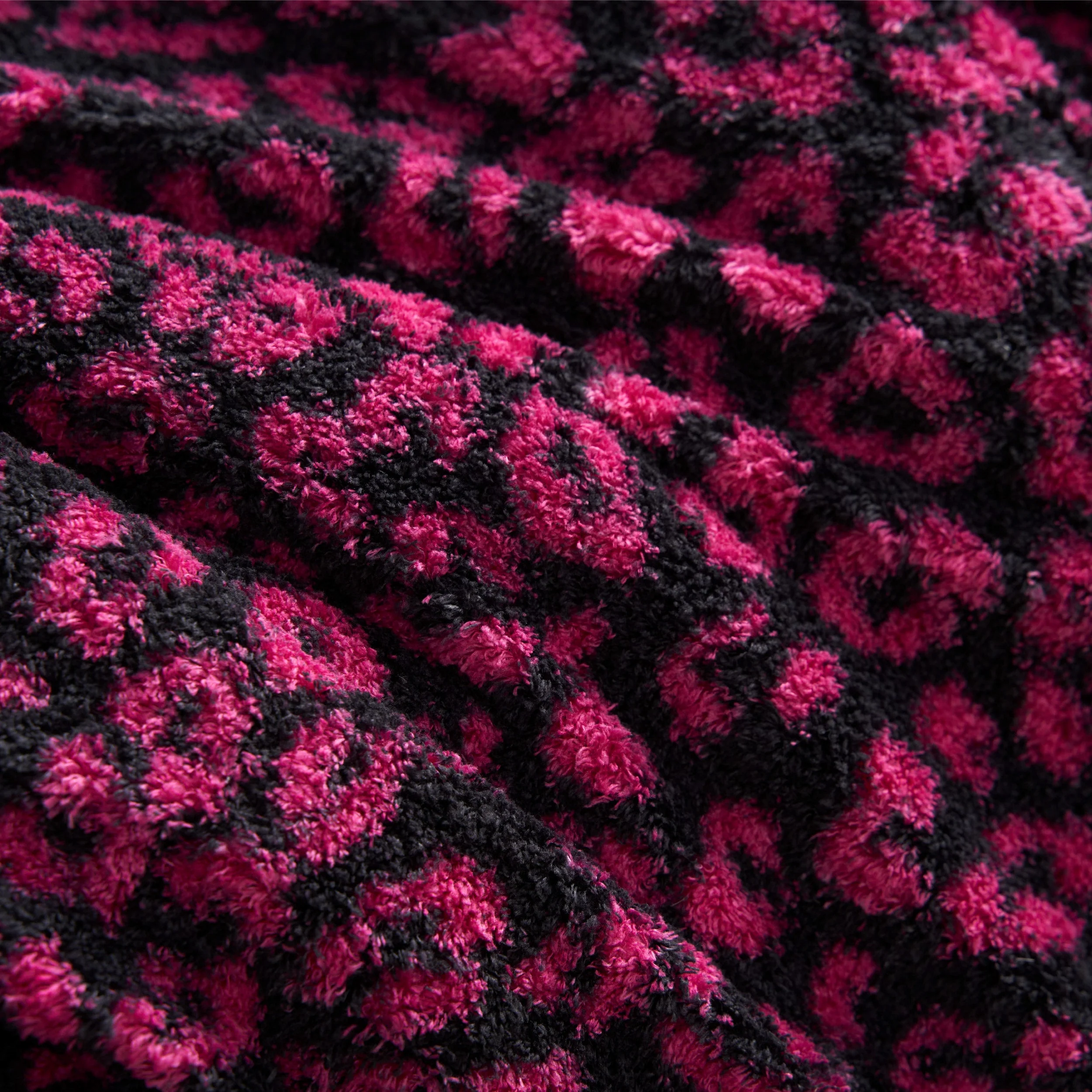 Cheetah Feathered Comforter Set - Image 6