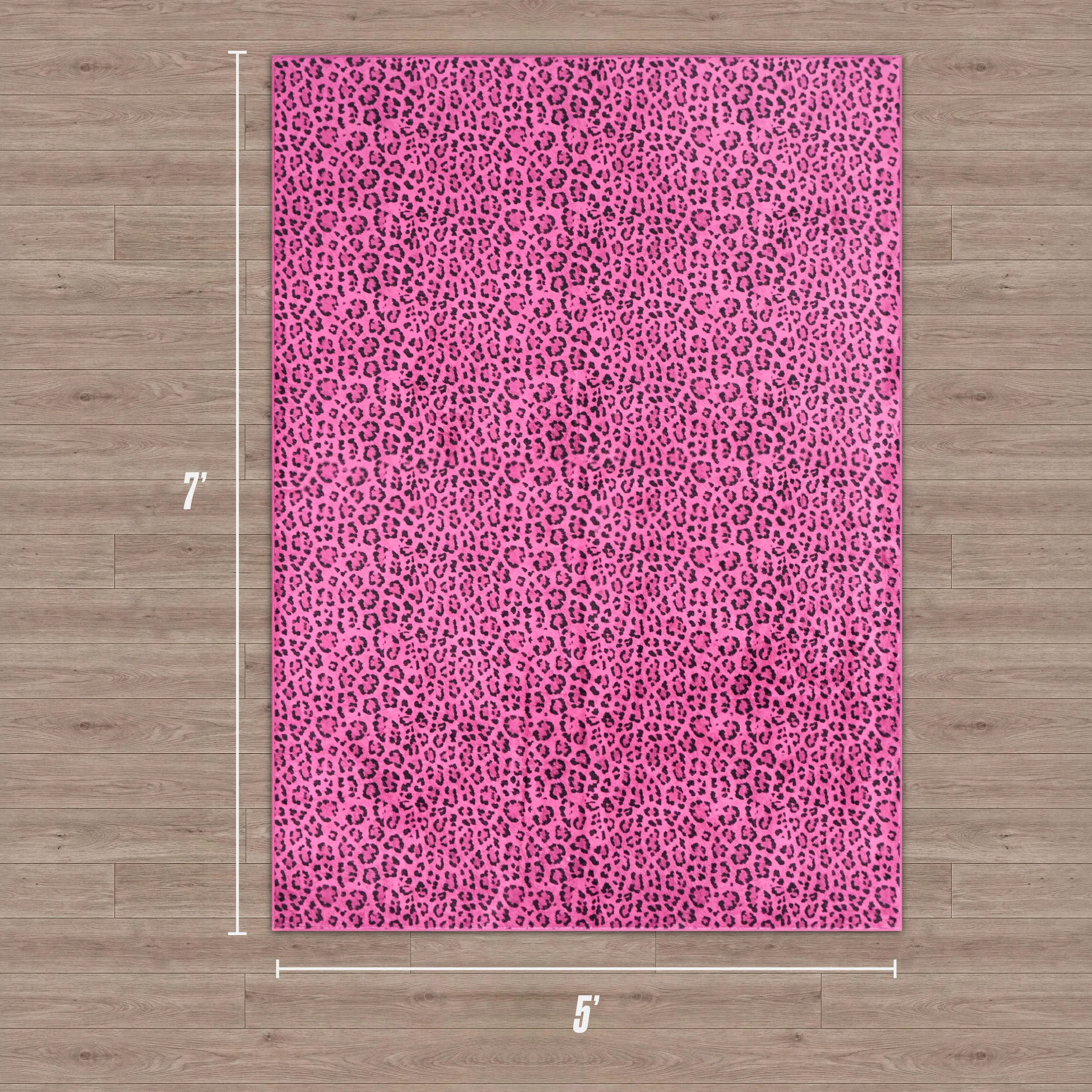 Finely Washable Rug, 5' x 7' - Image 3